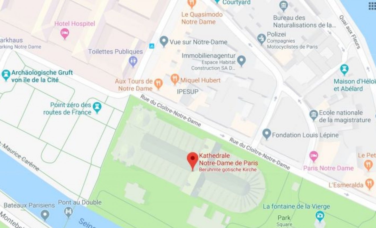 Grosseinsatz im Stadtzentrum. Zahlreiche Löschzüge sind im Einsatz, eine grosse Menge schockierter Pariser Einwohner und Schaulustiger hat sich an den Ufern der Seine versammelt. Nur wenige Autos kommen überhaupt noch durch. Karte: Google Maps.