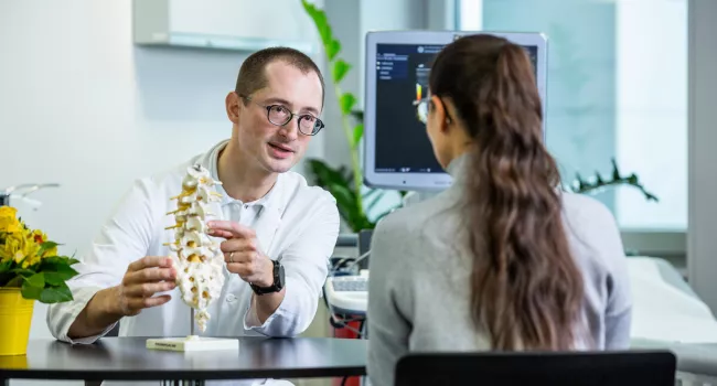 Dr. med. Lukas Wildi, Chefarzt Rheumatologie des Kantonsspitals Winterthur